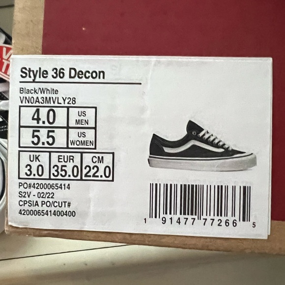 NWT VANS STYLE 36 DECON WOMENS 5.5 - Picture 5 of 5